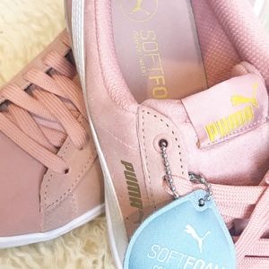 PUMA Women's Vikky Sneaker Pink, 8